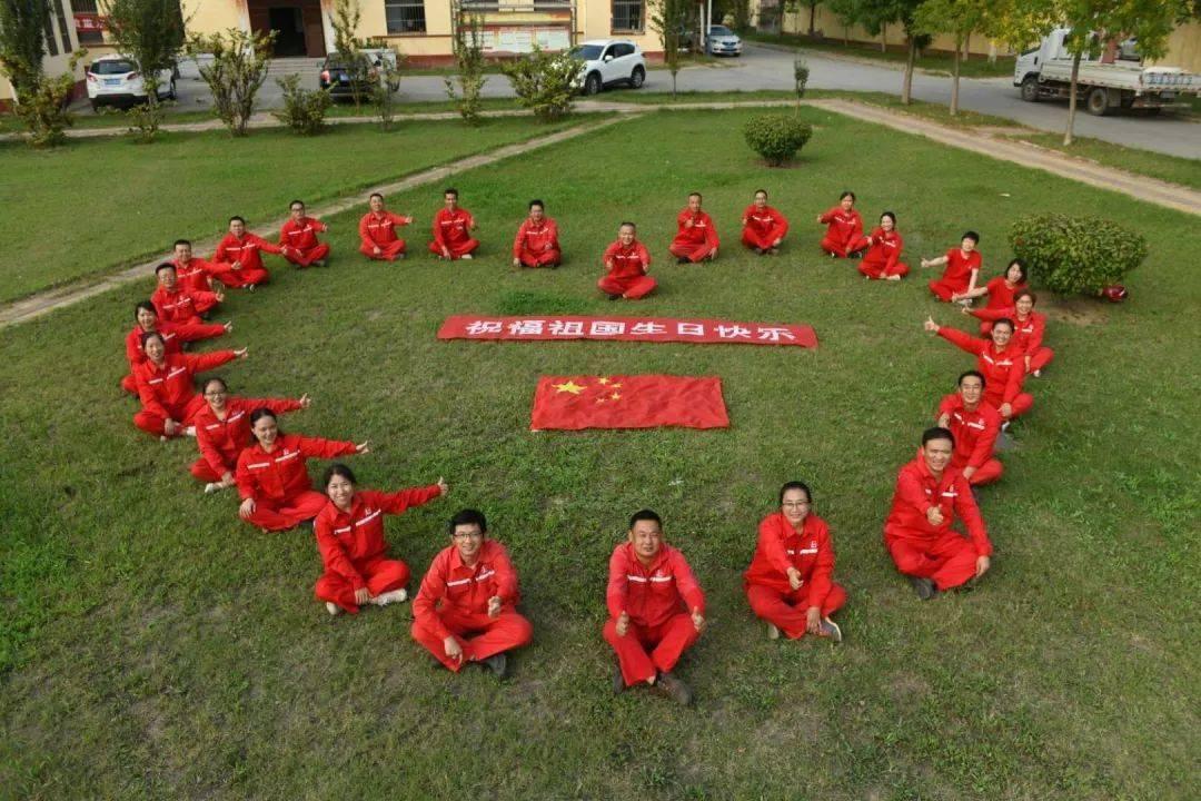 西方大卡车找字母